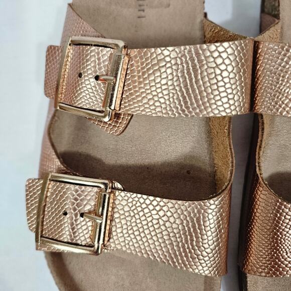NWOT Madden Girl Rose Gold Metallic Double Strap Sandals Size 10 - Picture 5 of 11